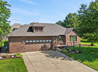 1360 Kanterbury Ln, Mooresville, IN 46158