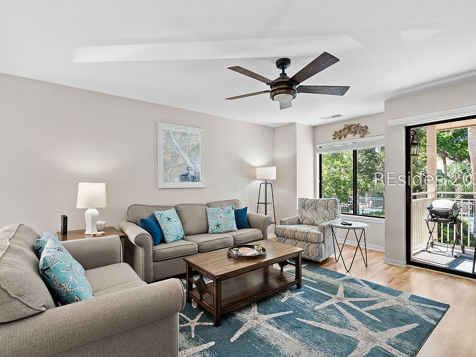 1st image of 15 Deallyon Ave APT 24