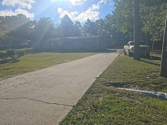 5th image of 295 E Virginia Ln