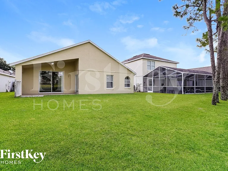 745 Troon Cir — Photo 14