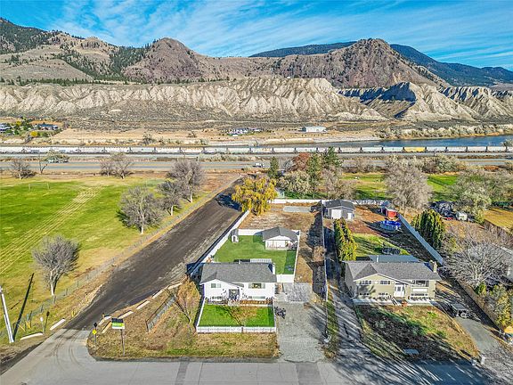 2nd image of 5764 Todd Hill Cres