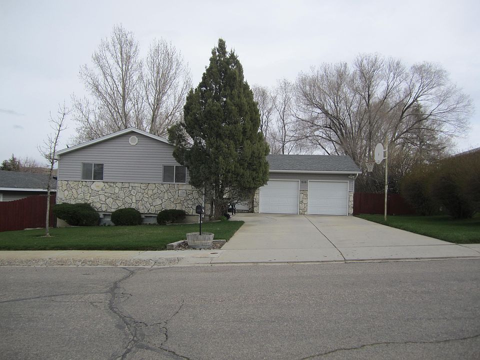 1st image of 510 Easy St