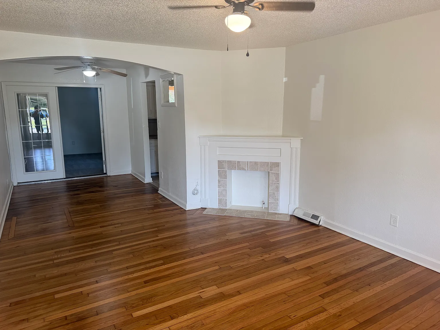 639 N Edgemoor Street — Photo 2