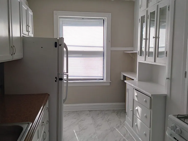232 Elmwood Ave #2N — Photo 32