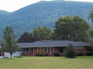 5300 Powell Valley Rd, Big Stone Gap, VA 24219