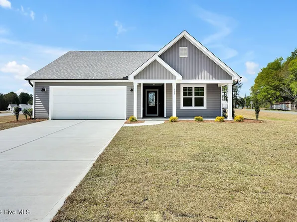 100 Eddie Drive, Burgaw, NC 28425