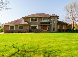 1123 Chippewa Dr NW, Rochester, MN 55901