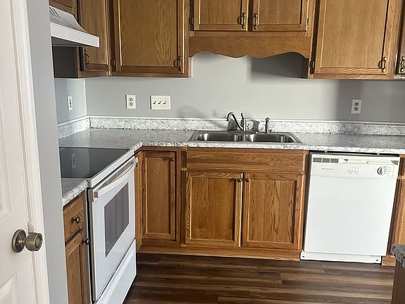 5th image of 3 Meadowood Glen Way #A-1-1