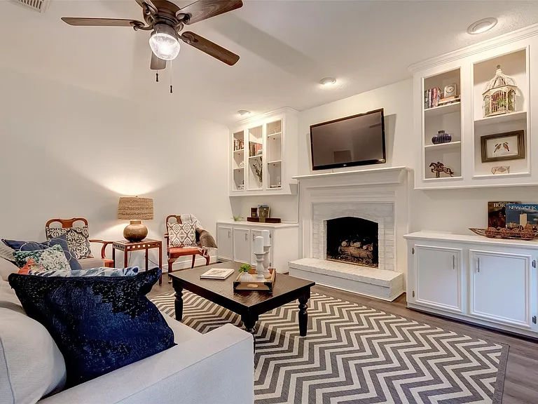 13011 Finch Brook Dr — Photo 26