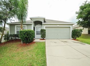 7930 Merchantville Cir, Zephyrhills, FL 33540
