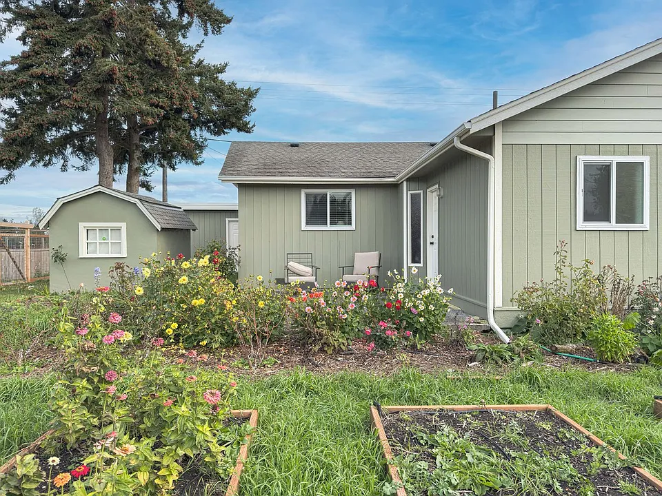 521 Gunn Rd