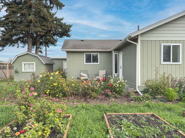 521 Gunn Rd