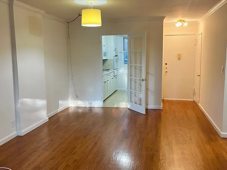 71 Strawberry Hill Ave #217 — Photo 8