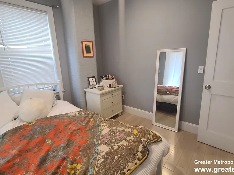 23 Winfield St #3 — Photo 28
