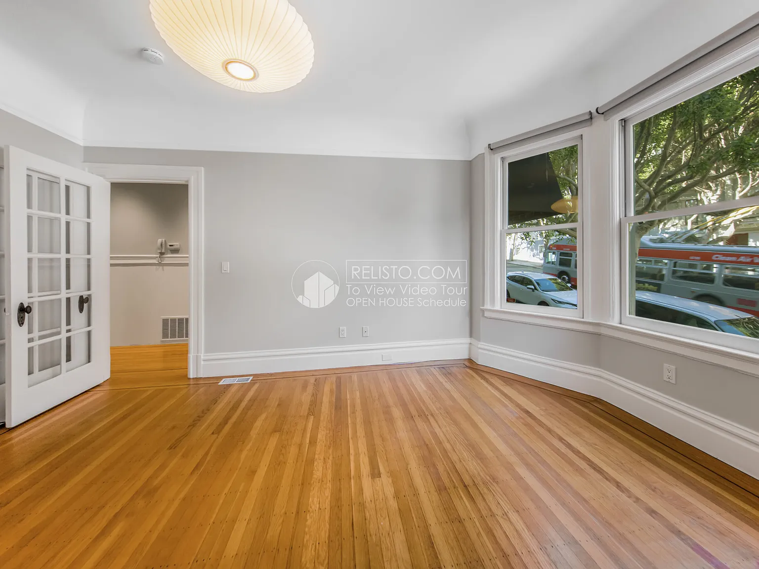2 bed, 2.0 bath, 1165 sqft, $7,995 — Photo 3