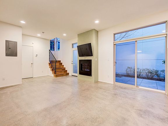 5th image of 1829 24th Ave Unit A