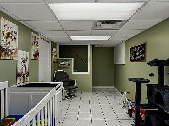 4th image of 4683 Hodgenville Rd