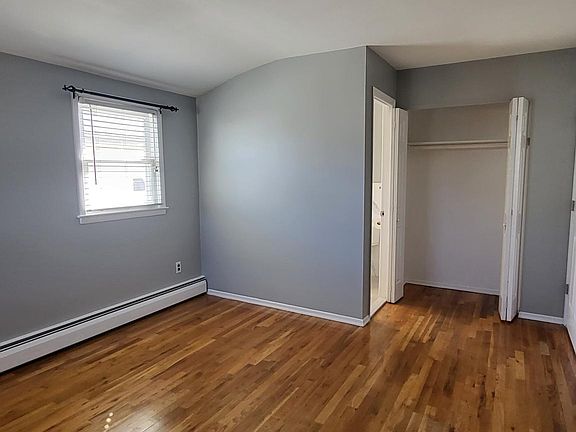 3rd image of 15540 Bridgeton St Floor 2