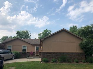 7400 Shea Rd, Cottrellville, MI 48039