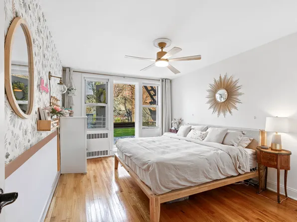 5639 Netherland Avenue image 3 of 7