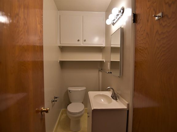 4th image of 217 N Kenwood St APT D