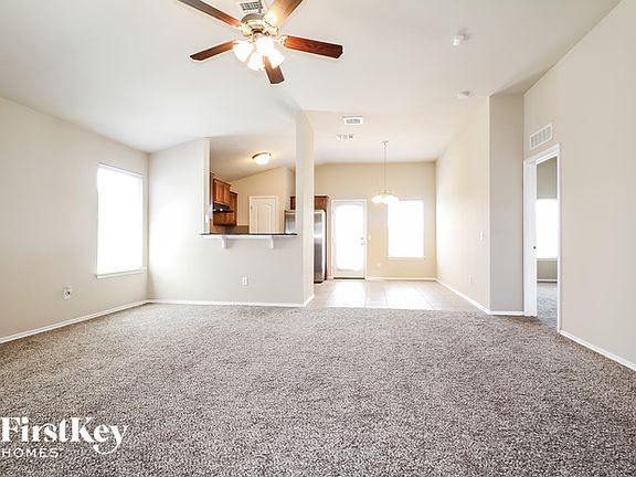 3rd image of 18225 Piedra Dr