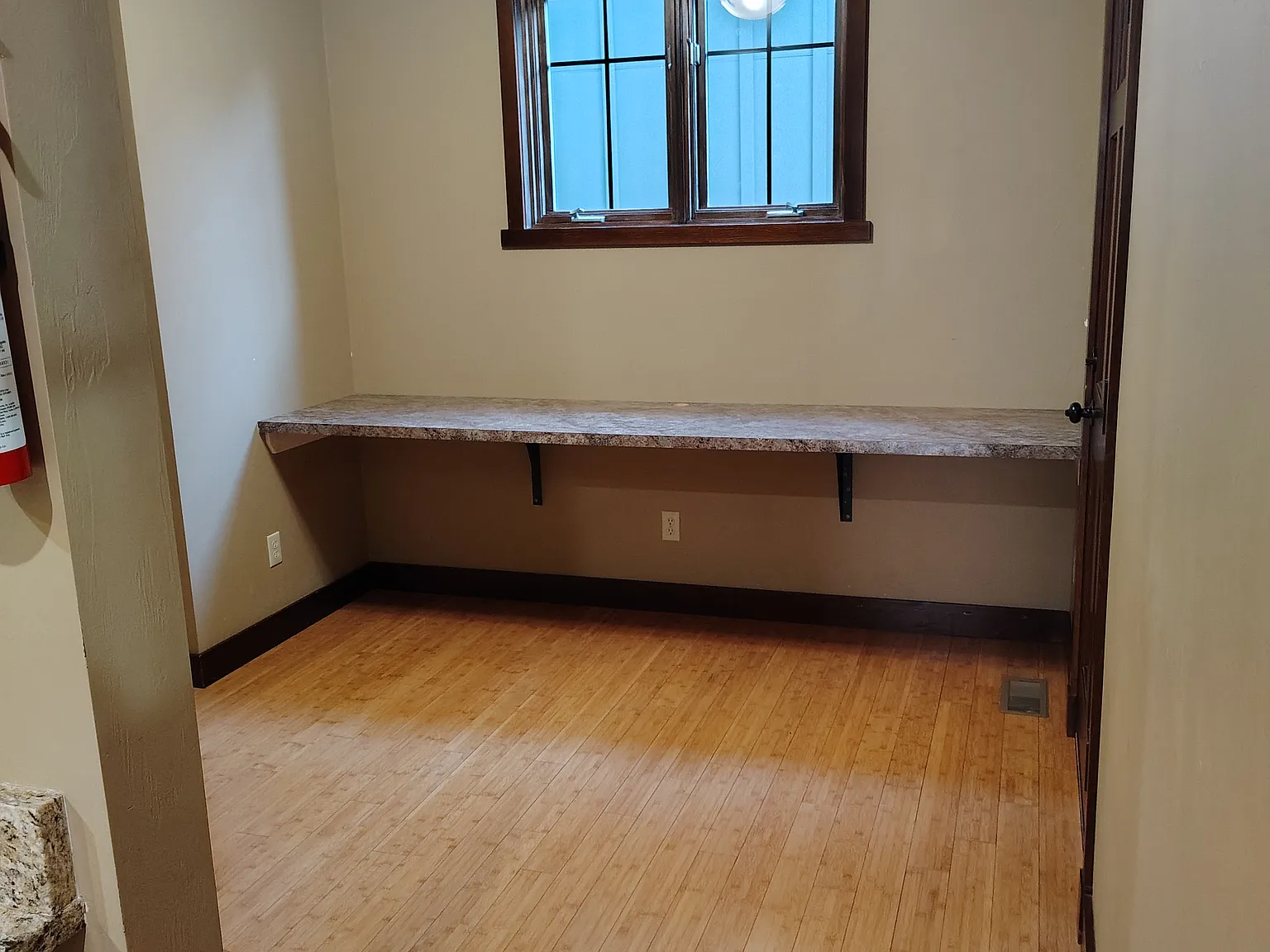 3 bed, 2.5 bath, 1700 sqft, $2,500 — Photo 3