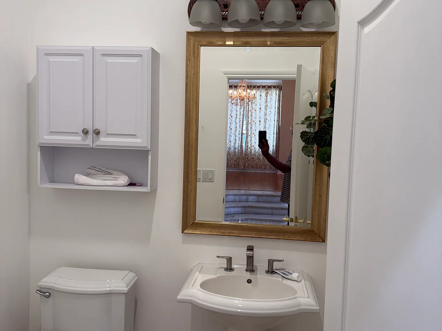 3 bed, 2.5 bath, 1932 sqft, $4,199 — Photo 1