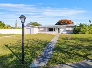16401 SW 92nd Ave, Palmetto Bay, FL 33157