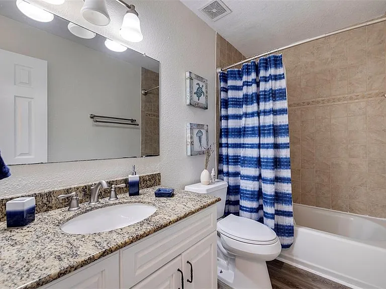 5266 Beach Dr SE #B — Photo 11