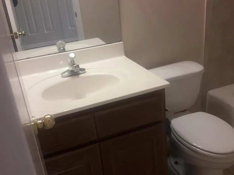 517 Belvidere St #B — Photo 17