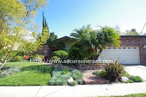 23338 Los Encinos Way Photo 1
