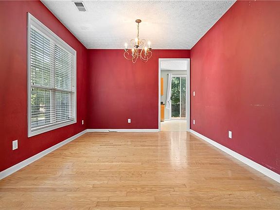 4th image of 224 Copperbend Dr