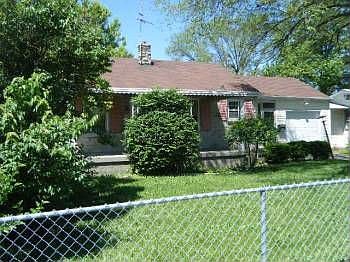 1st image of 2236 N Arlington Ave