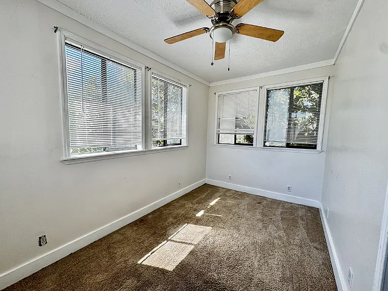 422 Magnolia Ave #3 — Photo 18