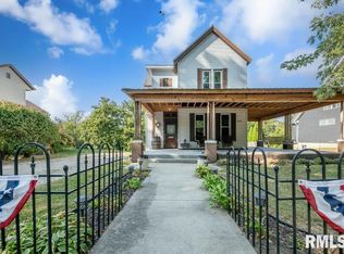 507 W 3rd St, Delavan, IL 61734