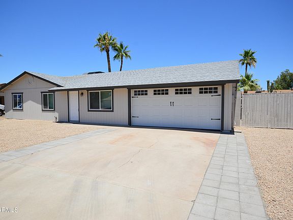 2nd image of 4042 E SURREY Avenue