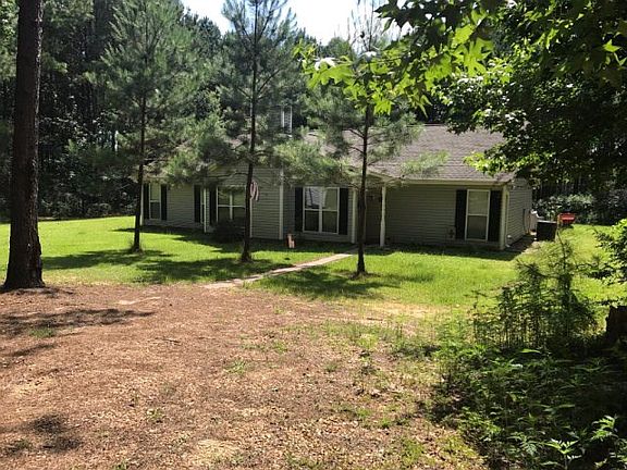 2nd image of 1009 White Horse Ln