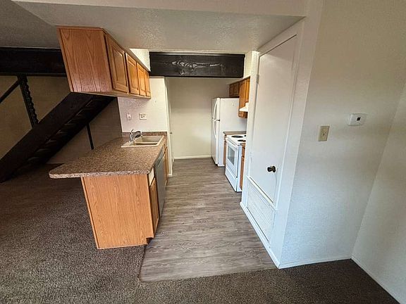 5th image of 1245 W 20th Pl