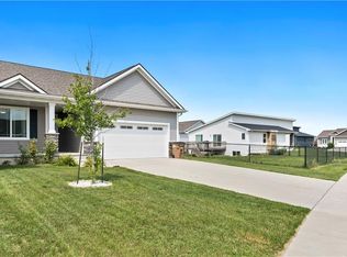 616 3rd St NW, Bondurant, IA 50035