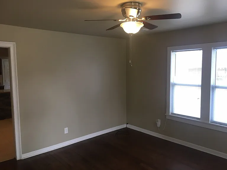 410 Cherry Ave — Photo 1