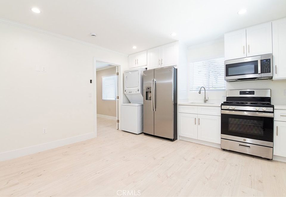 1st image of 11831 Pomering Rd #B