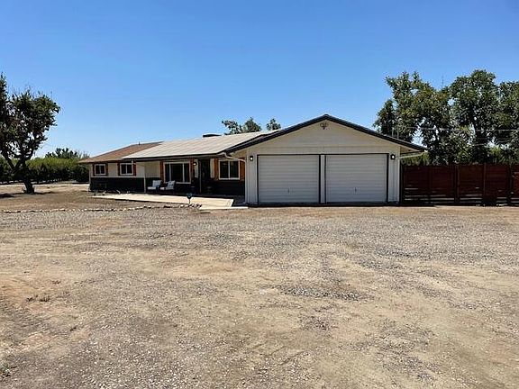 3rd image of 33583 Road 220