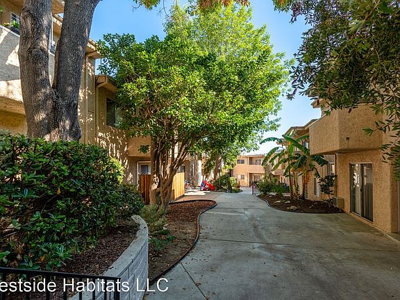 2nd image of 2750 Piedmont Ave APT 1