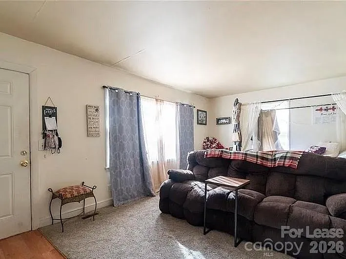 2216 Bradley St — Photo 3