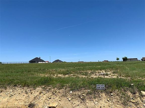 3rd image of 308 El Pescado Ct