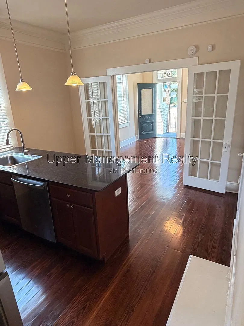2 bed, 1.0 bath, 800 sqft, $1,650 — Photo 4