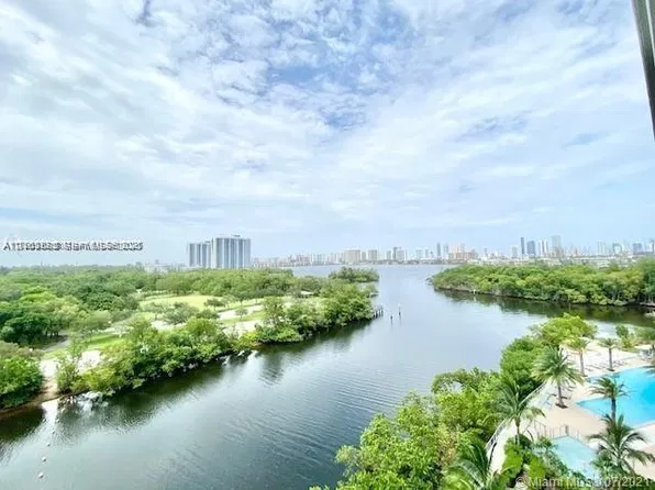 16385 Biscayne Blvd Unit 702, North Miami Beach, FL 33160