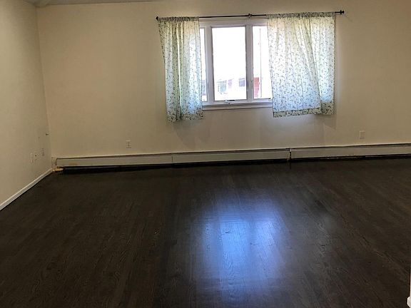5th image of 4707 163rd St Floor 2