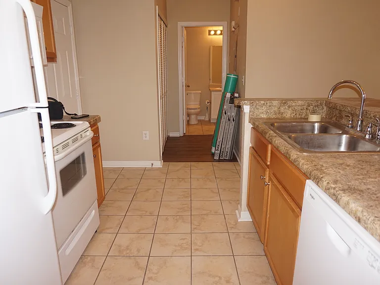 5550 E Michigan St #3324 — Photo 8